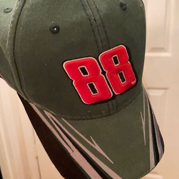 Nascar Other - Dale Jr #88 hat Amo Hendricks green